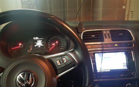Volkswagen Polo VI (EU Market), 2019 год, 1 250 000 рублей, 4 фотография