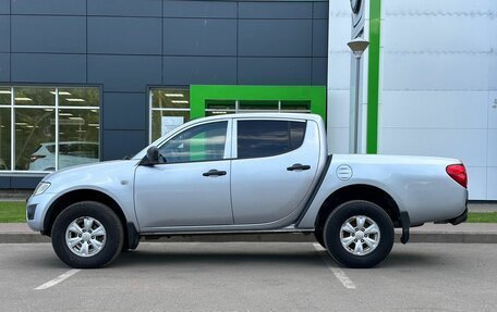 Mitsubishi L200 IV рестайлинг, 2012 год, 1 300 000 рублей, 8 фотография