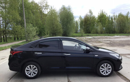 Hyundai Solaris II рестайлинг, 2019 год, 1 500 000 рублей, 3 фотография