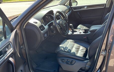 Volkswagen Touareg III, 2013 год, 2 550 000 рублей, 3 фотография