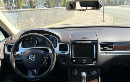 Volkswagen Touareg III, 2013 год, 2 550 000 рублей, 10 фотография