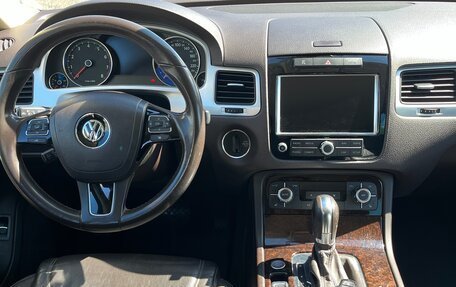 Volkswagen Touareg III, 2013 год, 2 550 000 рублей, 13 фотография