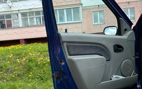 Renault Logan I, 2005 год, 200 000 рублей, 6 фотография