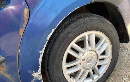 Renault Logan I, 2005 год, 200 000 рублей, 11 фотография
