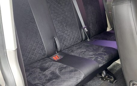 Volkswagen Caravelle T5, 2012 год, 2 300 000 рублей, 15 фотография