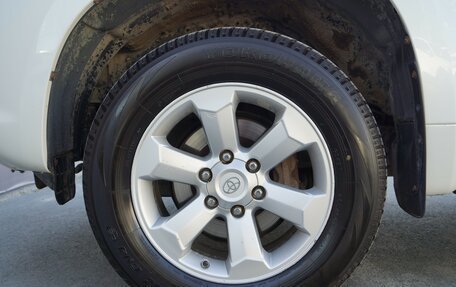 Toyota Land Cruiser Prado 150 рестайлинг 2, 2010 год, 2 810 000 рублей, 12 фотография