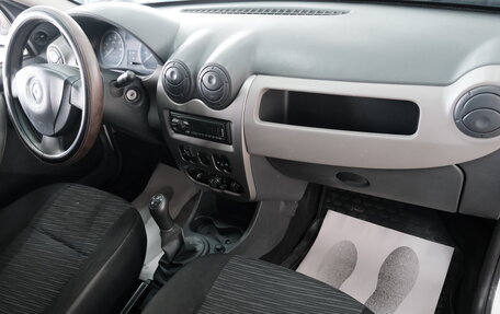 Renault Sandero I, 2013 год, 569 000 рублей, 17 фотография