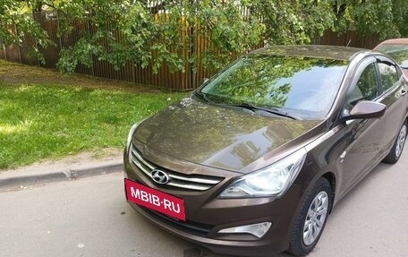 Hyundai Solaris II рестайлинг, 2016 год, 1 300 000 рублей, 3 фотография