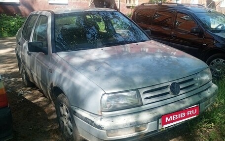 Volkswagen Vento, 1995 год, 120 000 рублей, 5 фотография