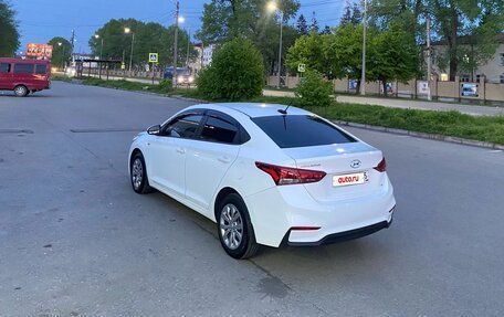 Hyundai Solaris II рестайлинг, 2019 год, 1 240 000 рублей, 2 фотография