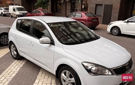 KIA cee'd I рестайлинг, 2012 год, 850 000 рублей, 8 фотография