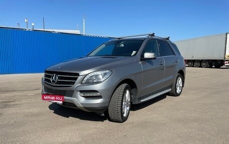 Mercedes-Benz M-Класс, 2014 год, 2 300 000 рублей, 2 фотография