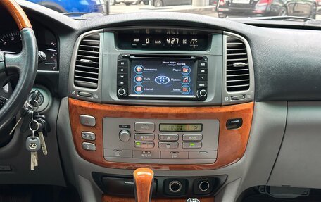 Lexus LX II, 2007 год, 2 370 000 рублей, 10 фотография