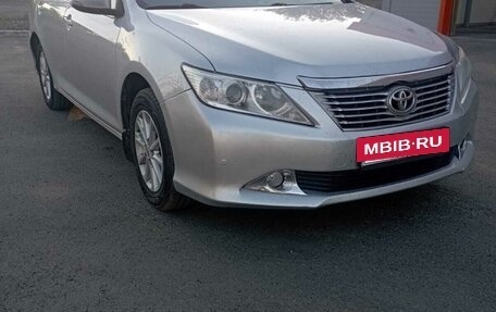 Toyota Camry, 2013 год, 1 650 000 рублей, 6 фотография