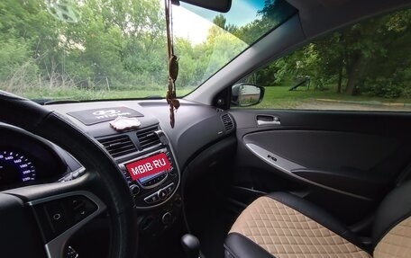 Hyundai Solaris II рестайлинг, 2013 год, 1 079 000 рублей, 11 фотография