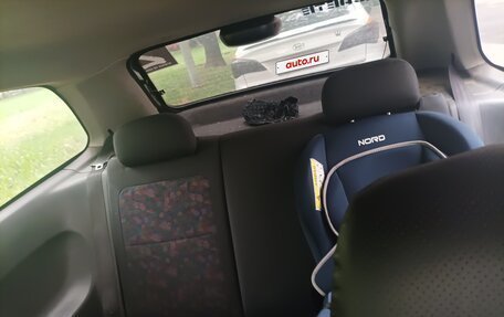 Mazda 323, 1998 год, 172 600 рублей, 4 фотография