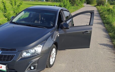 Chevrolet Cruze II, 2012 год, 800 000 рублей, 20 фотография