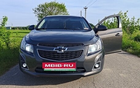 Chevrolet Cruze II, 2012 год, 800 000 рублей, 9 фотография