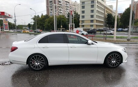 Mercedes-Benz E-Класс, 2016 год, 2 900 000 рублей, 4 фотография