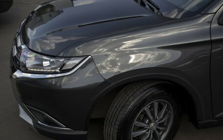 Mitsubishi Outlander III рестайлинг 3, 2018 год, 1 755 000 рублей, 21 фотография