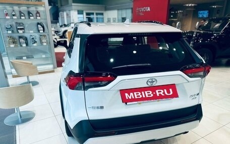 Toyota RAV4, 2024 год, 4 630 000 рублей, 4 фотография