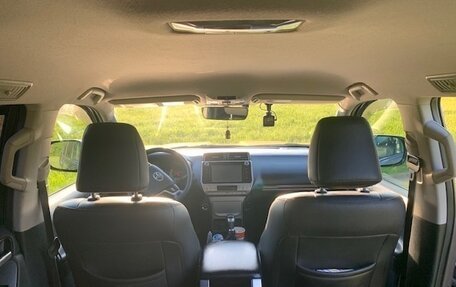 Toyota Land Cruiser Prado 150 рестайлинг 2, 2018 год, 4 950 000 рублей, 15 фотография