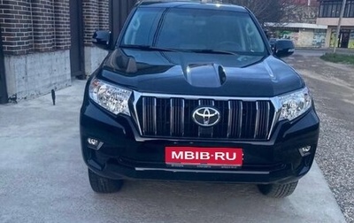 Toyota Land Cruiser Prado 150 рестайлинг 2, 2022 год, 7 800 000 рублей, 1 фотография