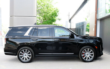 Cadillac Escalade V, 2021 год, 11 550 000 рублей, 4 фотография