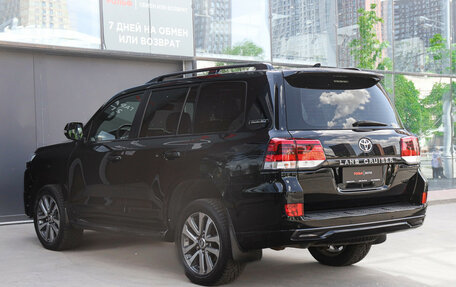 Toyota Land Cruiser 200, 2017 год, 5 350 000 рублей, 8 фотография