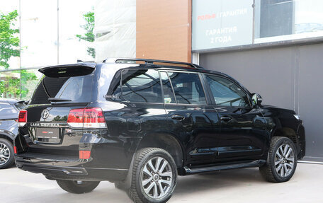 Toyota Land Cruiser 200, 2017 год, 5 350 000 рублей, 6 фотография