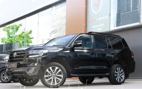 Toyota Land Cruiser 200, 2017 год, 5 350 000 рублей, 29 фотография