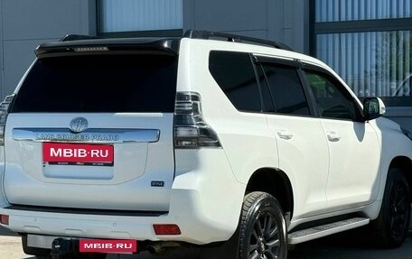 Toyota Land Cruiser Prado 150 рестайлинг 2, 2016 год, 3 380 000 рублей, 5 фотография
