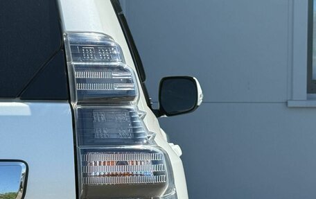 Toyota Land Cruiser Prado 150 рестайлинг 2, 2016 год, 3 380 000 рублей, 24 фотография
