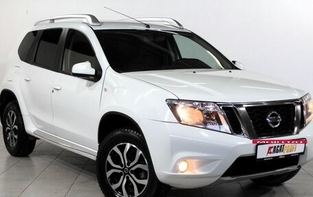 Nissan Terrano III, 2018 год, 1 540 000 рублей, 3 фотография