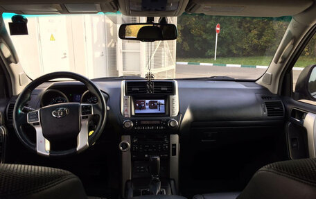 Toyota Land Cruiser Prado 150 рестайлинг 2, 2012 год, 2 750 000 рублей, 10 фотография