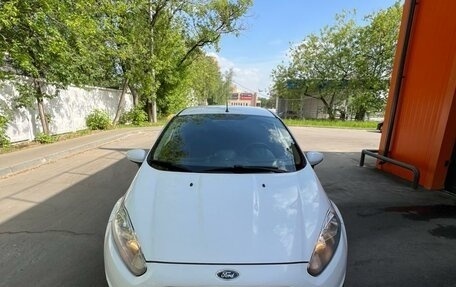 Ford Fiesta, 2015 год, 800 000 рублей, 4 фотография
