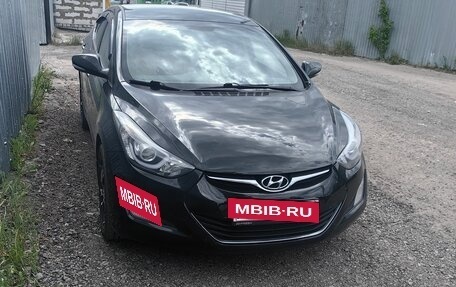 Hyundai Elantra V, 2014 год, 1 350 000 рублей, 2 фотография