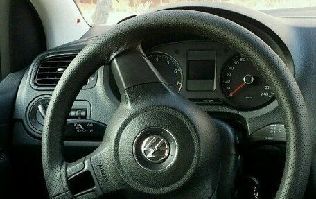 Volkswagen Polo VI (EU Market), 2011 год, 450 000 рублей, 7 фотография
