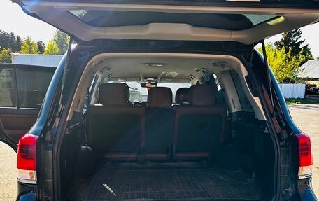 Toyota Land Cruiser 200, 2019 год, 7 500 000 рублей, 5 фотография
