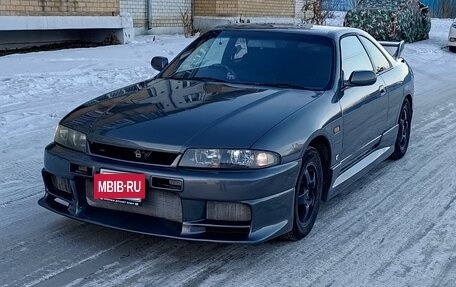 Nissan Skyline, 1995 год, 680 000 рублей, 3 фотография