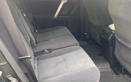 Toyota Land Cruiser Prado 150 рестайлинг 2, 2022 год, 7 800 000 рублей, 6 фотография