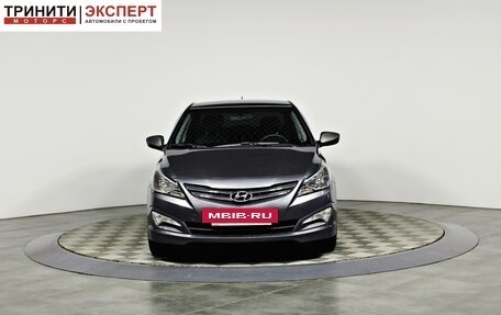 Hyundai Solaris II рестайлинг, 2015 год, 897 000 рублей, 2 фотография