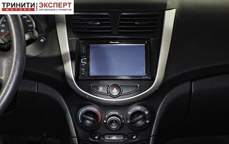 Hyundai Solaris II рестайлинг, 2015 год, 897 000 рублей, 14 фотография