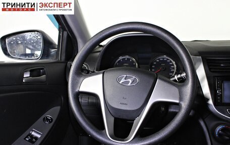 Hyundai Solaris II рестайлинг, 2015 год, 897 000 рублей, 12 фотография