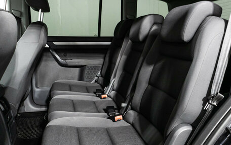 Volkswagen Touran III, 2012 год, 725 989 рублей, 10 фотография
