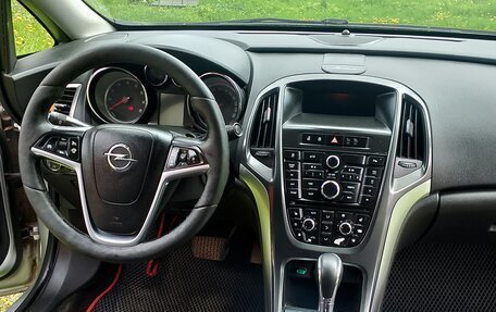 Opel Astra J, 2013 год, 750 000 рублей, 6 фотография