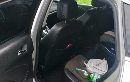 Opel Astra J, 2013 год, 750 000 рублей, 10 фотография