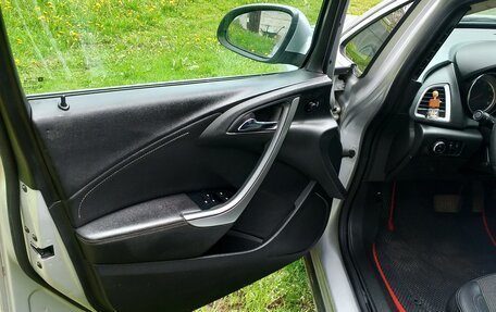 Opel Astra J, 2013 год, 750 000 рублей, 9 фотография