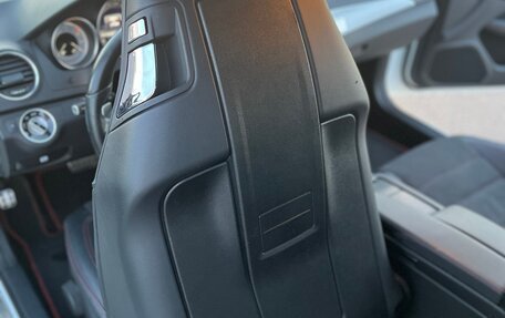 Mercedes-Benz C-Класс, 2012 год, 1 500 000 рублей, 10 фотография