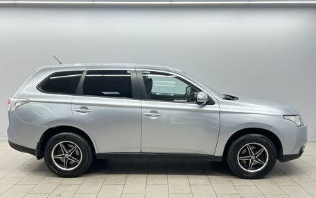 Mitsubishi Outlander III рестайлинг 3, 2012 год, 1 245 000 рублей, 3 фотография